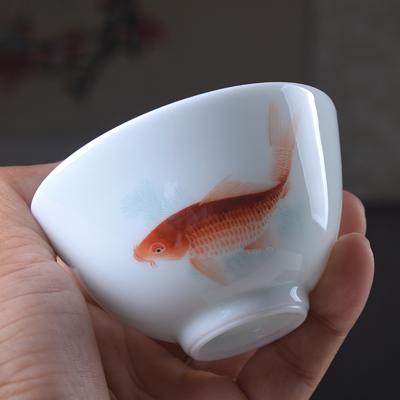 Jingdezhen Handicrafts Hand-drawn Koi jade glaze cup cup Master cup Goldfish tea cup High-end large
