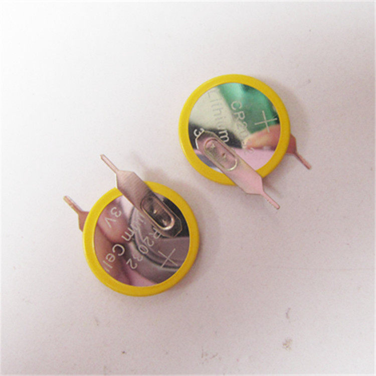 CR2032 battery CR2032 welding foot battery vertical parallel 2 feet, foot distance 10mm3v with welding feet