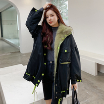 Young models wear fox hair liner on both sides Parker clothes womens middle and long 2020 winter new fur coat small man