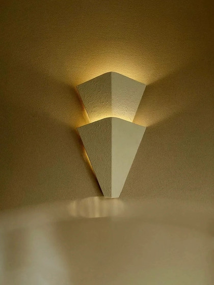 Minimalist Creative Wall Lamp Japanese Wabi-Sabi Style Personalized Artistic Atmosphere High-End Bedroom Living Room Background Wall Decorative Lamp