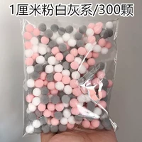 Нежный порошок серого белого цвета