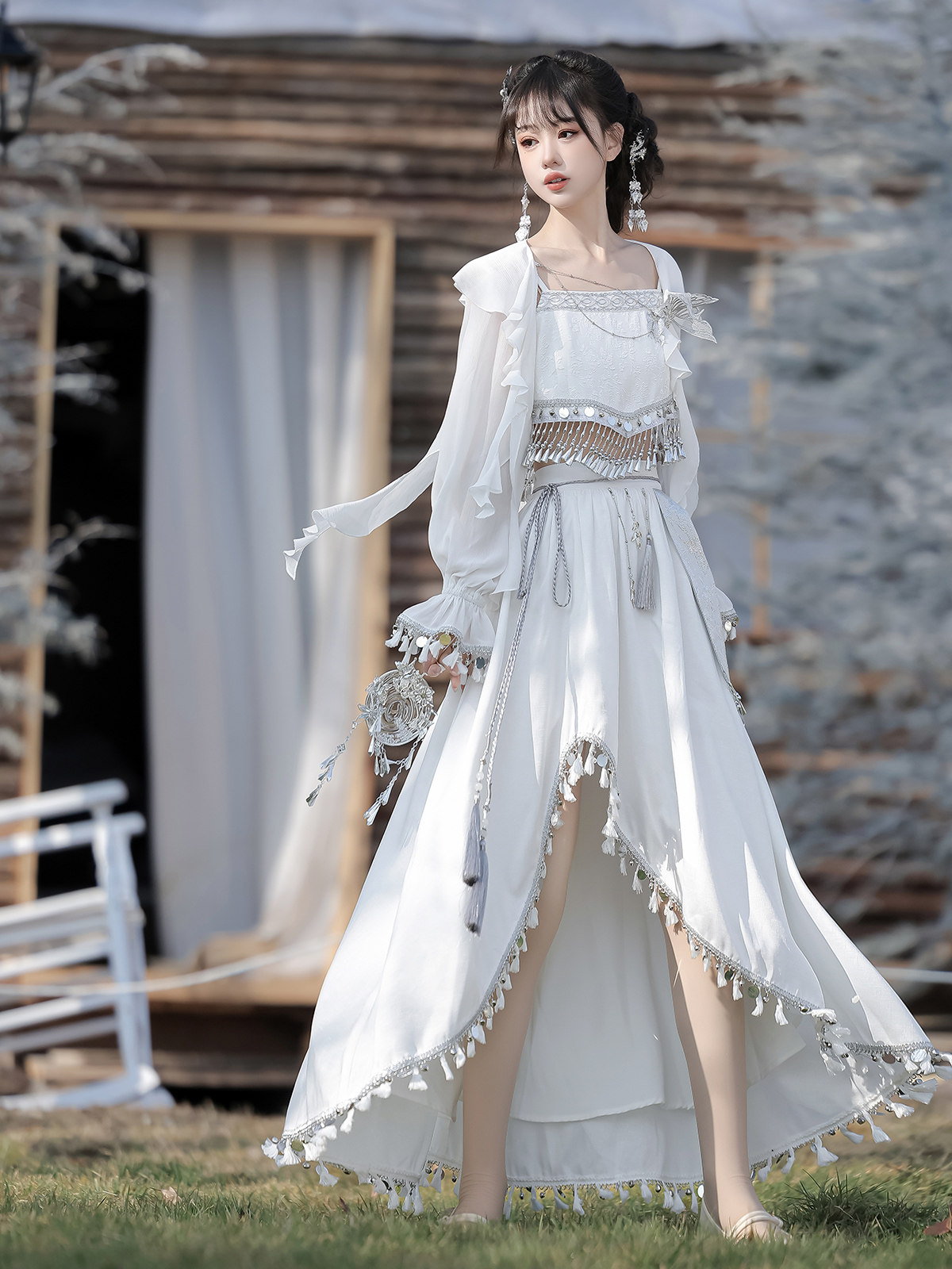 Китайцы одежда наборы 锦慕汉服[白银]苗疆少女白色异域风苗族元素服装民族风汉元素套装