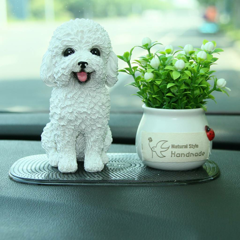 Car interior ornaments simulation pet Teddy dog ​​cute resin craft gift car poodle model