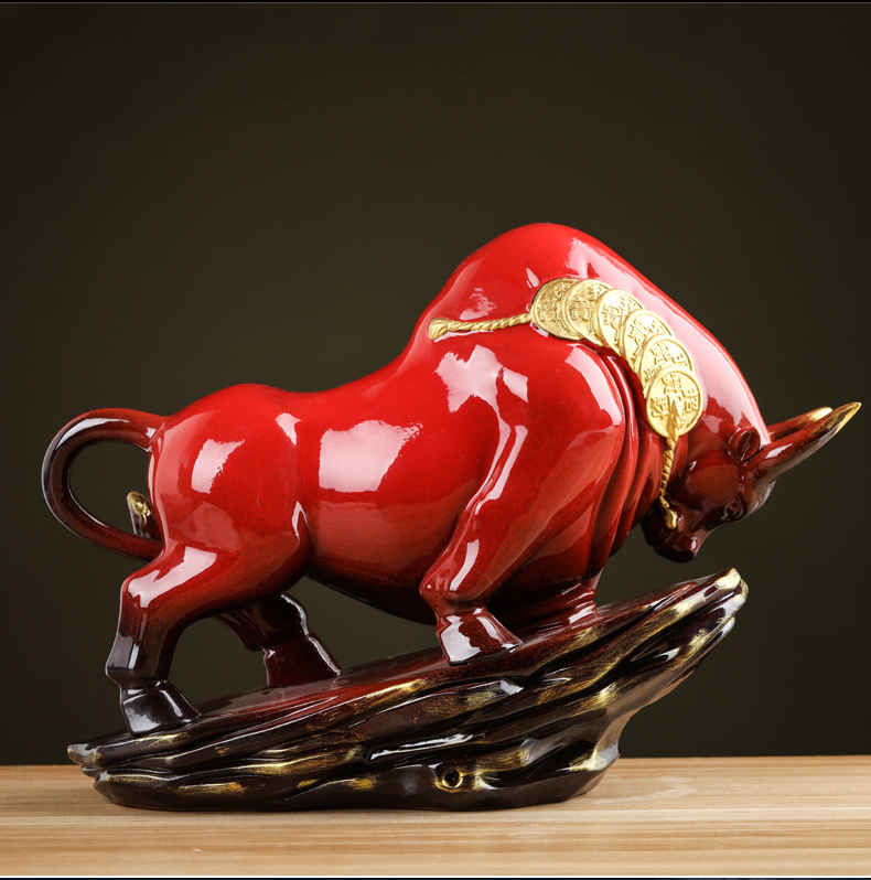 Bullish red ceramic its cattle furnishing articles bull mascot town house sitting room adornment Chinese arts and crafts