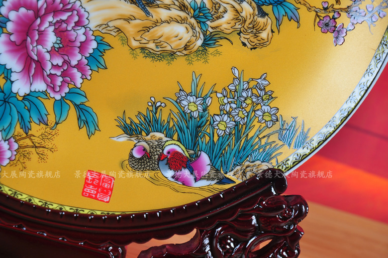 Decorative furnishing articles contracted and fashionable household act the role ofing is tasted ceramics handicraft classic Chinese style decoration plate European coloured drawing or pattern