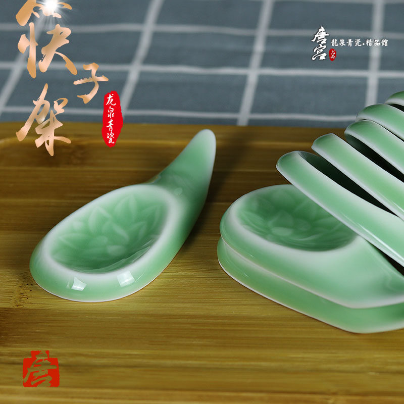 Dragon Springs Blue Porcelain Lotus Cutlery Healthy Tableware Hotel Home Ceramic Chopstick Rack Creative Chopstick Rack