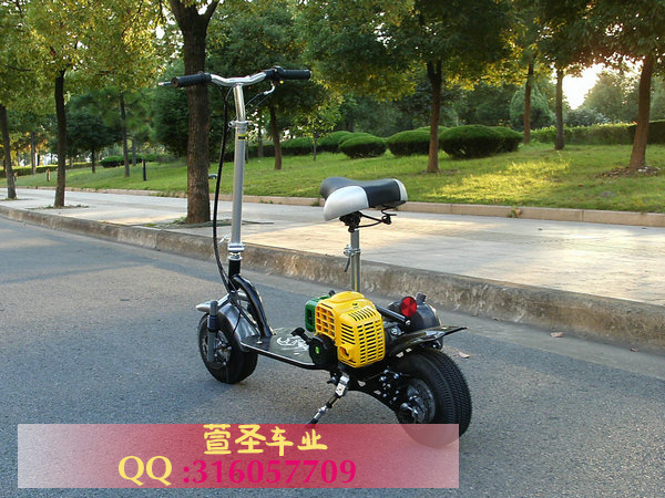 X5 hai động cơ xăng bốn thì có thể gập lại được - Trượt băng / Trượt / Thể thao mạo hiểm nón bảo hiểm đua xe đạp