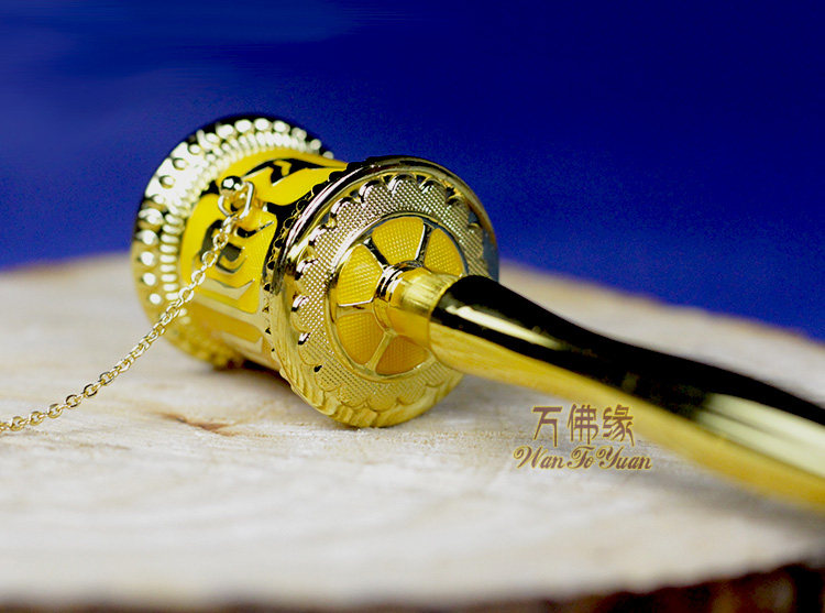 Молитвенный барабан 精品迷你手摇 德田锌合金嘛呢轮转经筒 六字真言转经轮 黄色中号