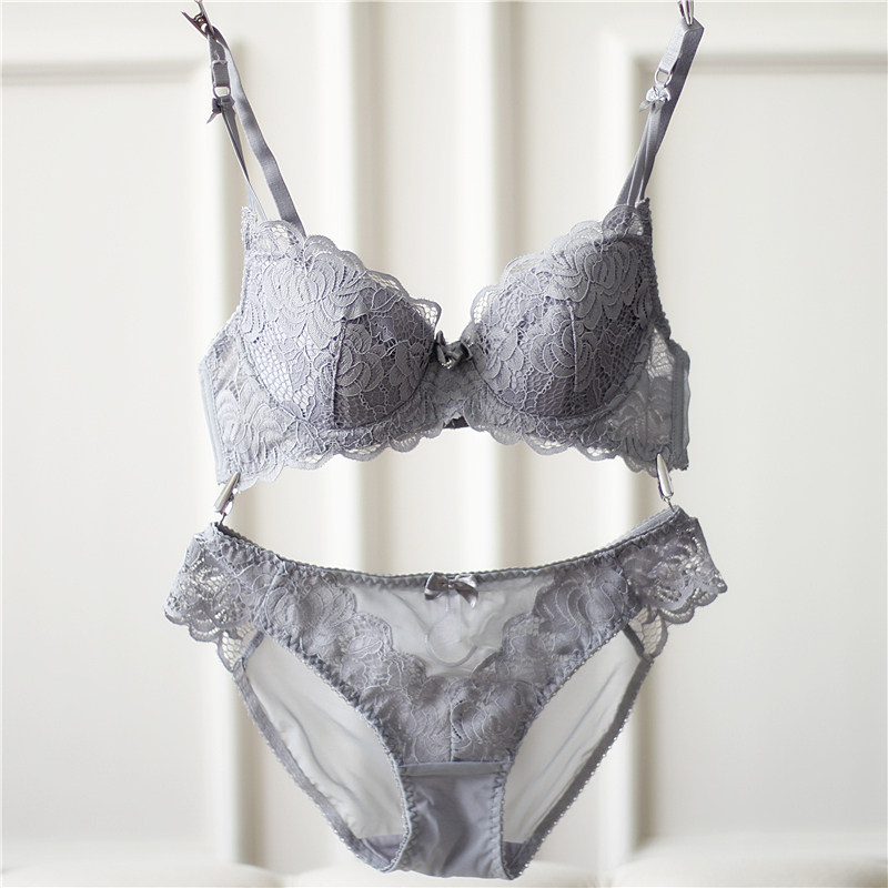 European and American teenage bra slim fit Sexy Lace Comfort Lingerie Suit Soft On the Big Code Breathable Retro Spring Summer