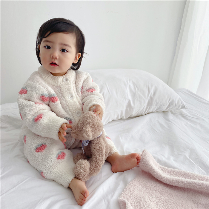Good night KK autumn and winter thickened super warm cute little strawberry Children's soft top trousers suit Parent-child outfit