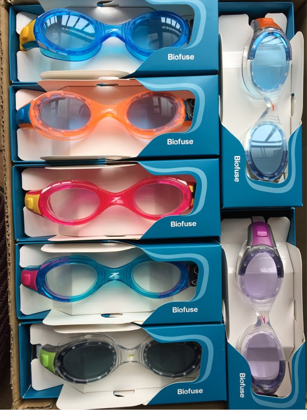Phiên bản tiếng Đức của speedo biofuse bionic trẻ em kính bơi chống sương mù chống nước hộp lớn HD thoải mái 5-14 tuổi kính bơi loại nào tốt