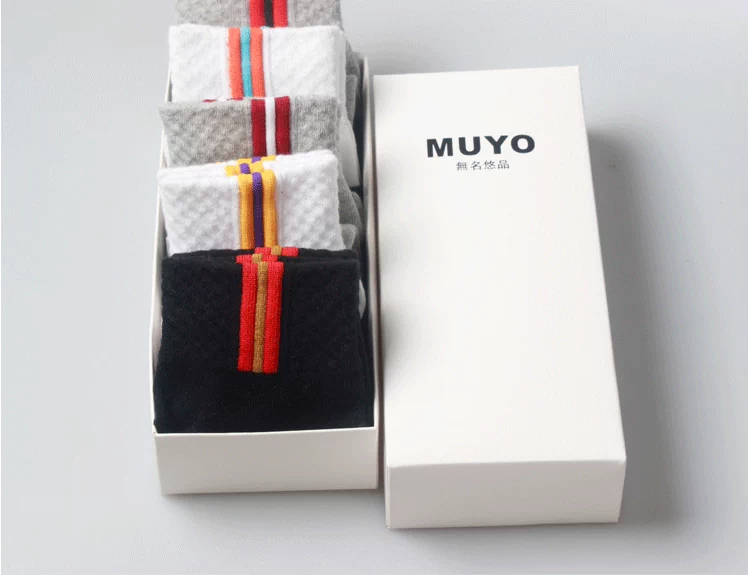 Vớ cotton vuông chân cotton nam mùa thu và mùa đông vớ bóng rổ trong ống thể thao chạy vớ bóng rổ thấm mồ hôi