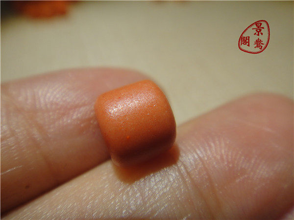 Сувенир 〓老琉璃〓西藏传世明清珊瑚色老琉璃珠 老雪巴红琉璃桶珠古珠064