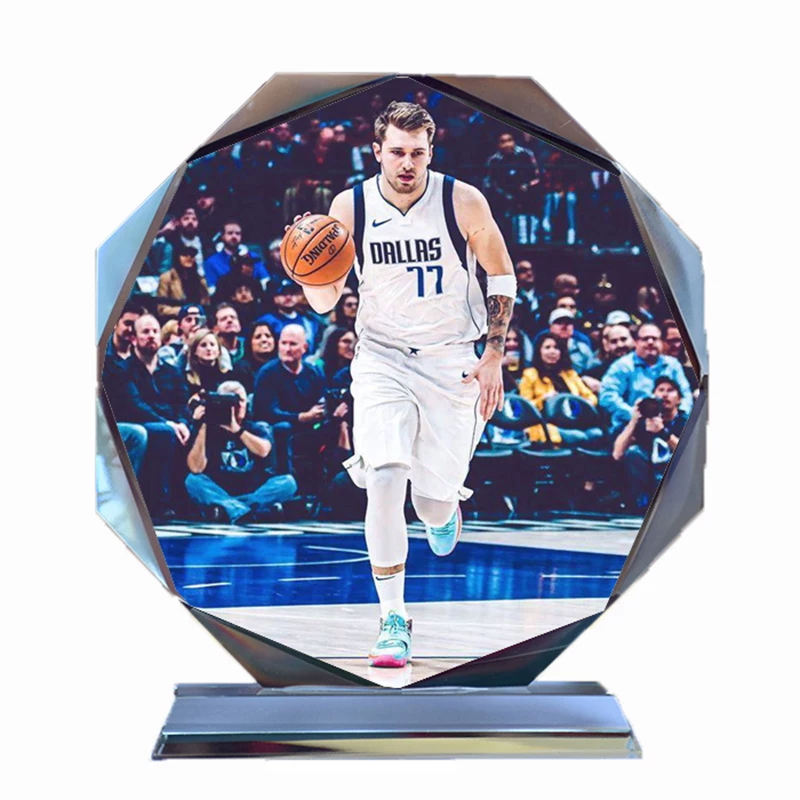 NBA Монет руку Джохикибинбам Восток Восток Восток Кукла подарить брату на день рождения