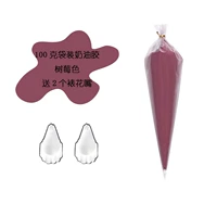 В комплект малинового красителя 100 г входят 2 насадки для украшения.