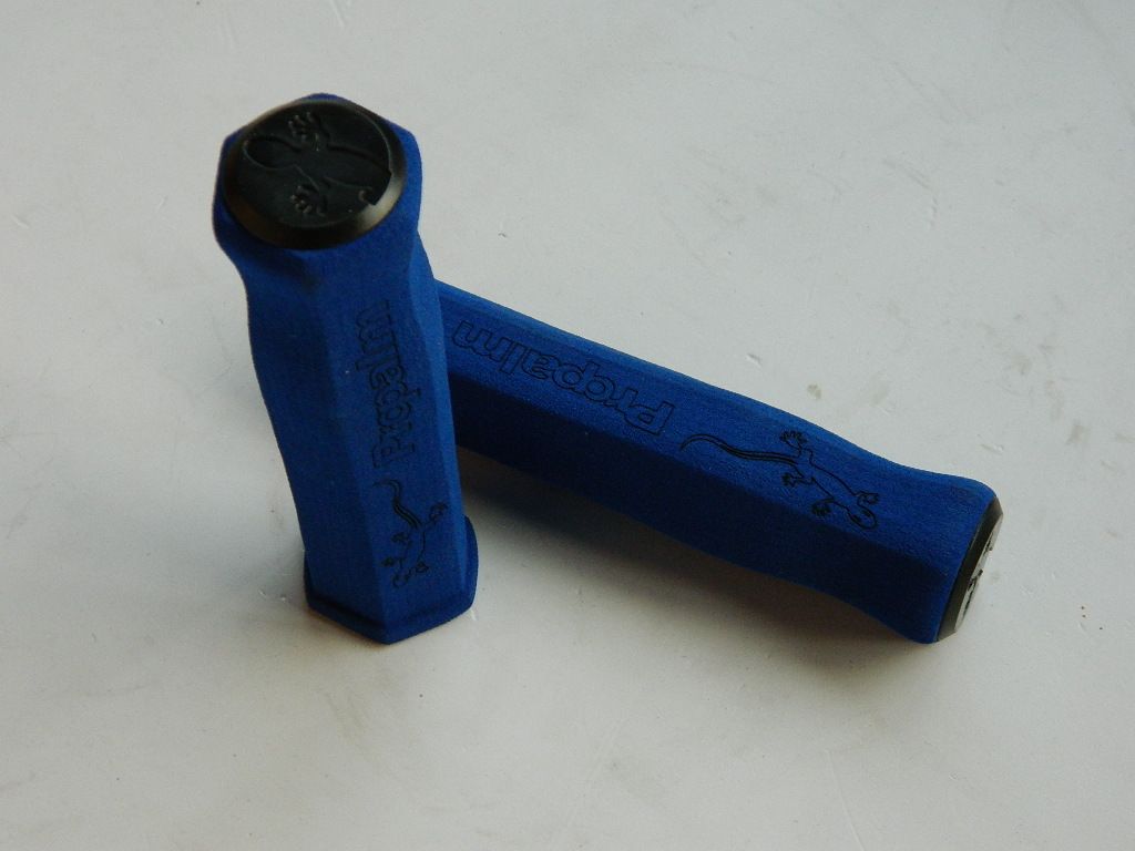 Poignées de vélo - Ref 2344681 Image 26