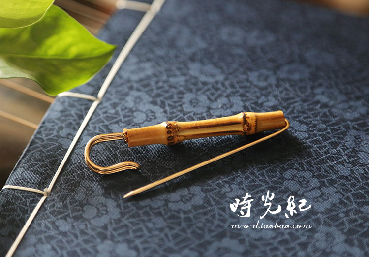 Thiết kế ban đầu retro văn học nữ tự nhiên tre trâm len áo choàng lớn trâm cài khóa quốc gia nữ cài áo