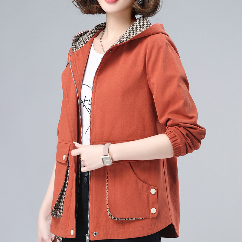 Middle-aged and elderly women's clothing 2022 early spring and autumn new mother western style top middle-aged windbreaker short cotton coat - Taobao