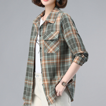 Long sleeve shirt female plaid blouse 2022 Early spring autumn new pure all-cotton middle-aged mom hit undershirt shirt