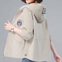 Corduroy coat middle-aged mother thin model spring and autumn winter 2021 new large size middle-aged womens cotton coat coat