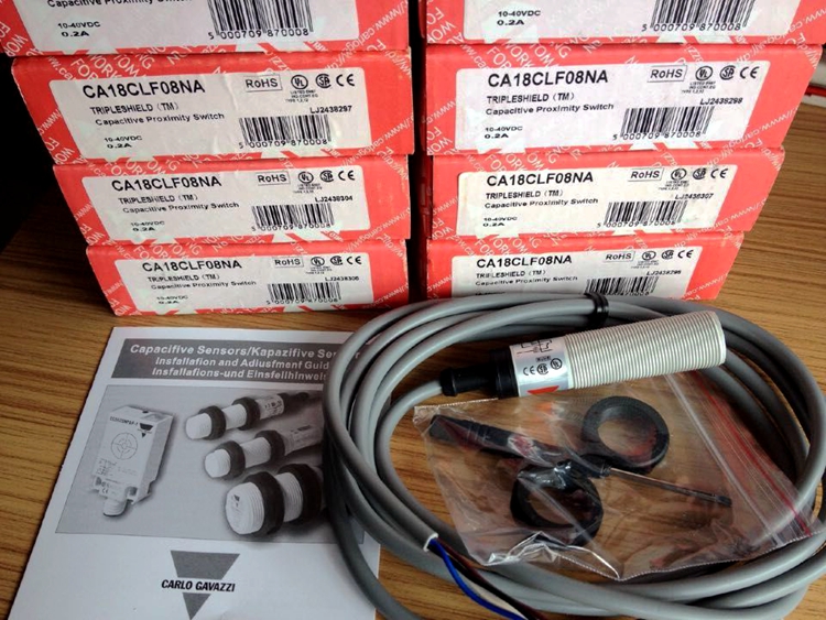 Spot CARLO GAVAZZI Capacitor Proximity Switch CA18CLF08NA
