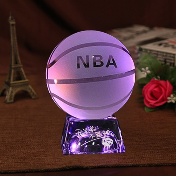 Crystal basketball birthday gift for boys, friends, classmates, adult creative gifts, personalized diy, especially practical men