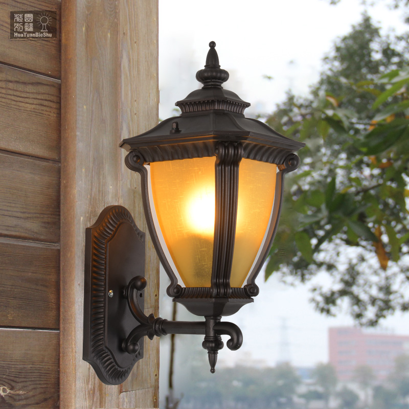 European lawn lamp Outdoor lamp Garden lamp Wall lamp Pillar lamp Waterproof Garden Lamp Chandelier Landscape lamp Outdoor lamp