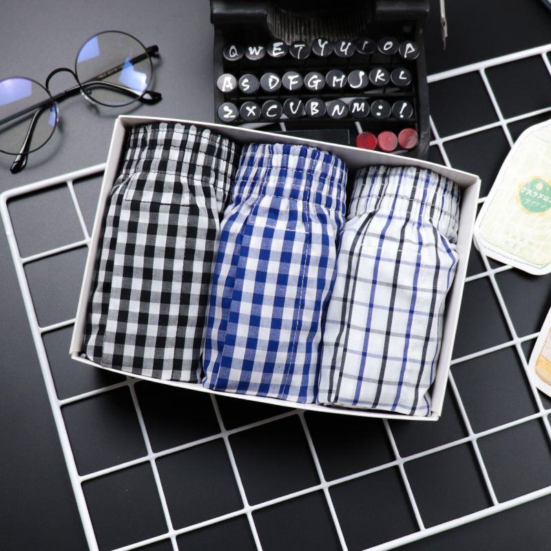 Three-Pack of Men's Cotton Plaid Large-Size Home Boxer Briefs, Loose and Comfortable with Side Slits