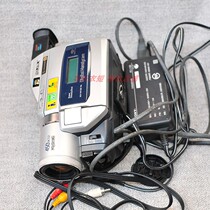 sony dcr-trv720 d8 hi8 video8 tape camera retro old camera