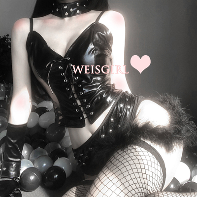 taobao agent Weisgril sexy wild cat female rabbit girl uniform suit patent leather nightclub Halloween cos witch