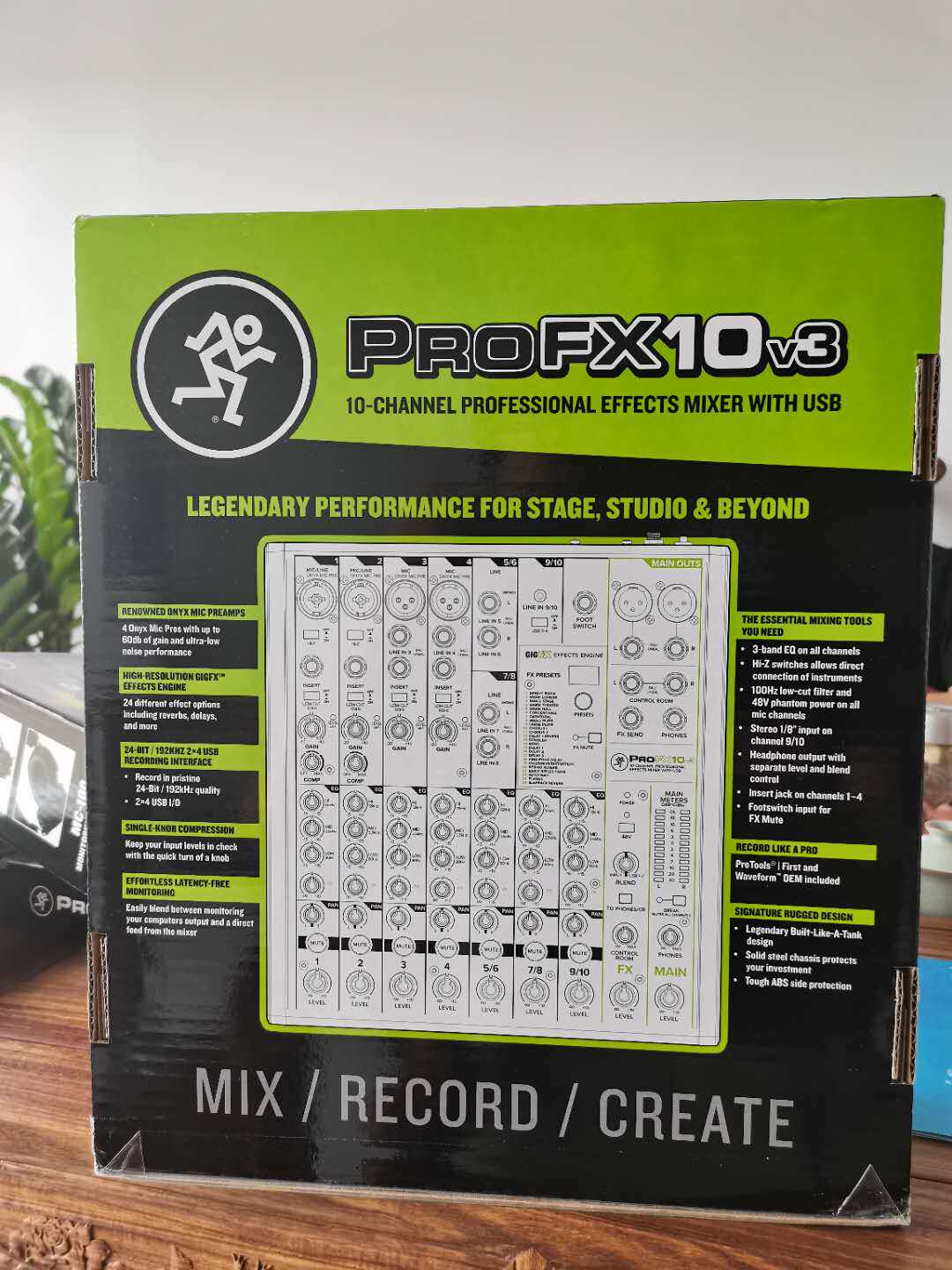 RunningMan Maggie Mixer FX10V3+ microphone + monitor headphone set