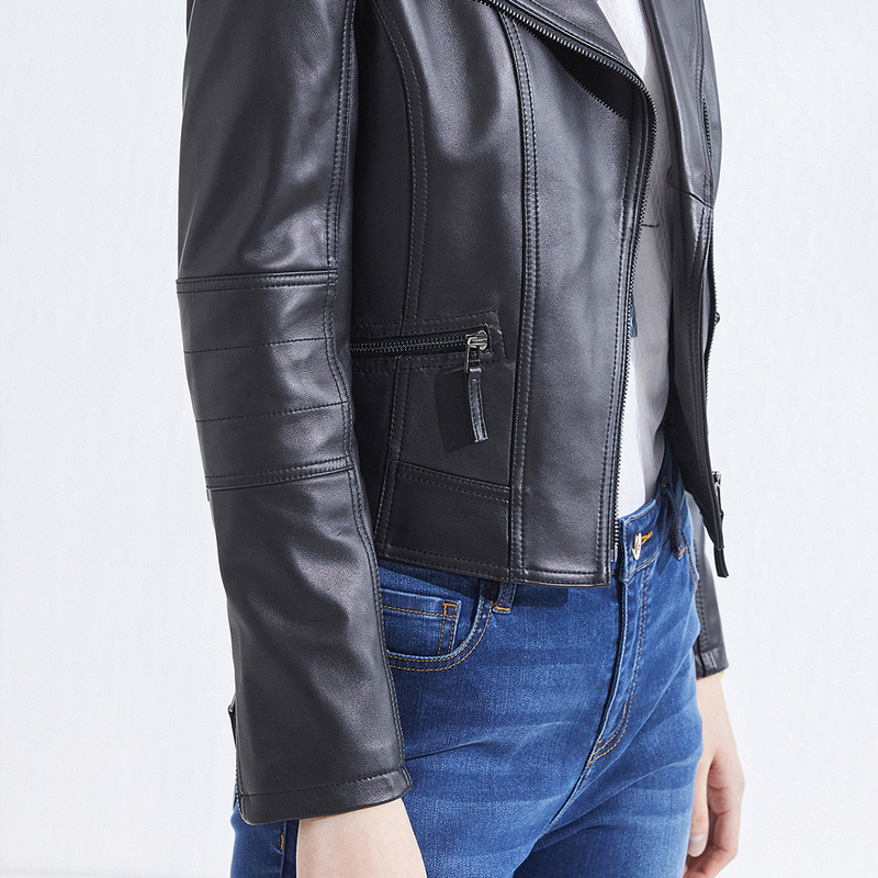 Mùa xuân 2020 thời trang ngắn Loose Leather Jacket Locomotive Fur Coat bóng Thánh Vịnh nữ