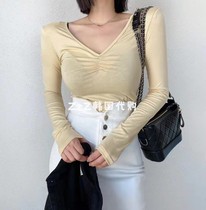 Two ZZ Korea East Gate Spring Festival Pure Color Pad Shoulder V collar Long sleeves S-up T-shirt 2147