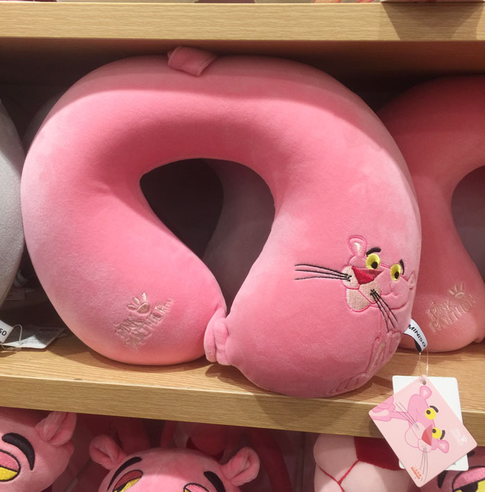 MINISO sản phẩm nổi tiếng màu hồng da báo nhớ bông u gối dễ thương gối cổ u-gối máy bay du lịch gối ngủ gối tựa cổ