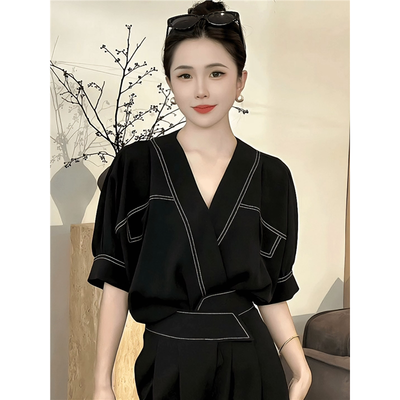 European Style Fashion Suit for Women, Loose French-Style High-End V-Neck Batwing Sleeve Shirt and High-Waisted Wide-Leg Pants Two-Piece Set