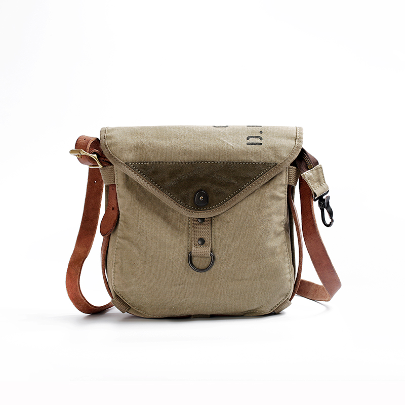 New products American retro sails bungalow with washed old canvas paired with cow leather locomotive British army satchel