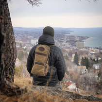 Reengrave Frost River399 OUTDOOR NARROW FALLS Waterproof Oil Wax Double Shoulder Riding Backpack Vertical male and female