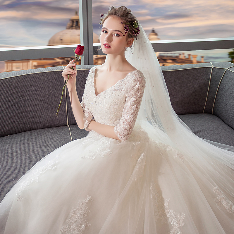 Long tail luxury main wedding dress 2021 new bridal temperament simple thin pregnant women small children long-sleeved spring and autumn