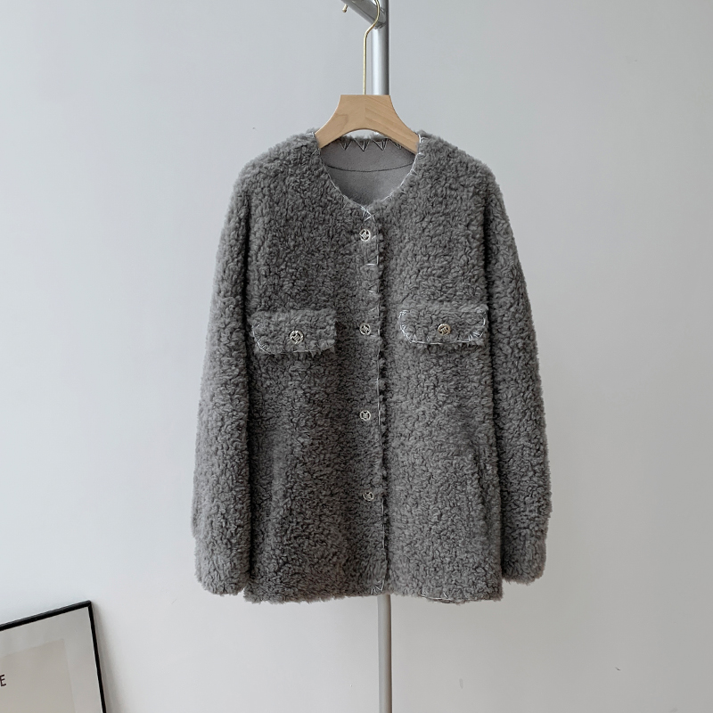 2022 Winter New Sheep Fur Fur Cover Middle Lamb Fur Cover for a Woman in a Cover