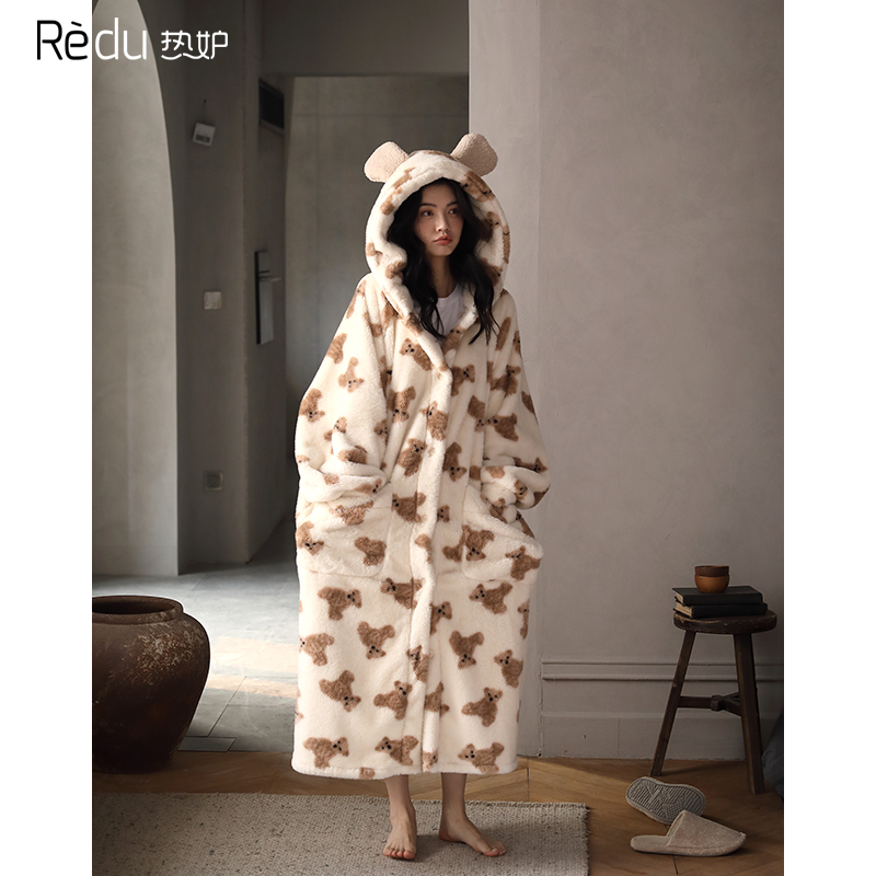 Hot-Selling Women's Pajamas for Autumn and Winter, Coral Fleece Bathrobe, Cartoon Bear Design, Warm, Fleece-Lined, Thickened, Home Wear, Suitable for Wearing Outside Hot-Selling Women's Pajamas for Autumn and Winter, Coral Fleece Bathrobe, Cartoon Bear Design, Warm, Fleece-Lined, Thickened, Home Wear, Suitable for Wearing Outside