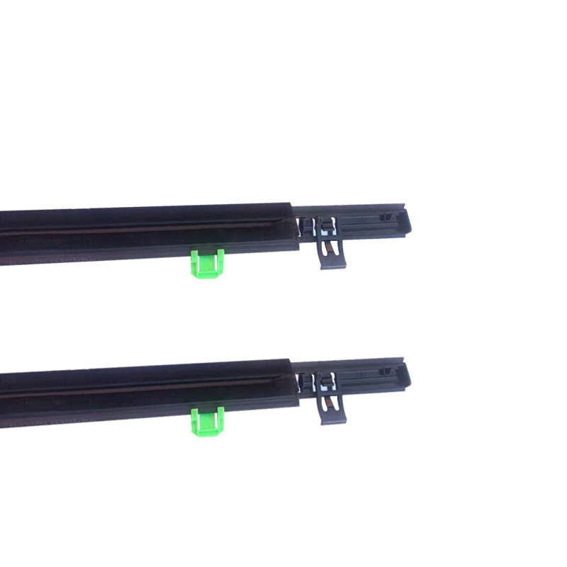 Applicable Honda 07-16 crv window glass outer press strip CRV door edge bright strip water retaining sealant strip decorated strip 