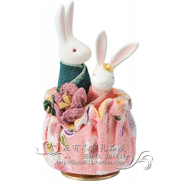 Japan's original imported rotating eight-tone box man Occasionally Cherry Blossom sends girlfriend creative Valentine's Day gift