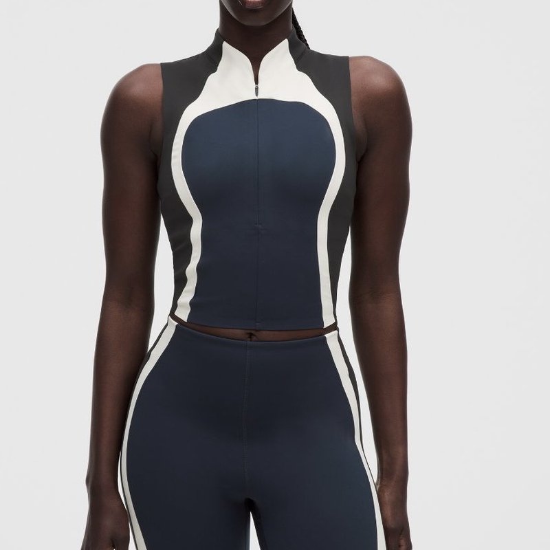 7.24 Great Australian Discounts! Lululemon Ultralu Zip-Front Cropped Vest