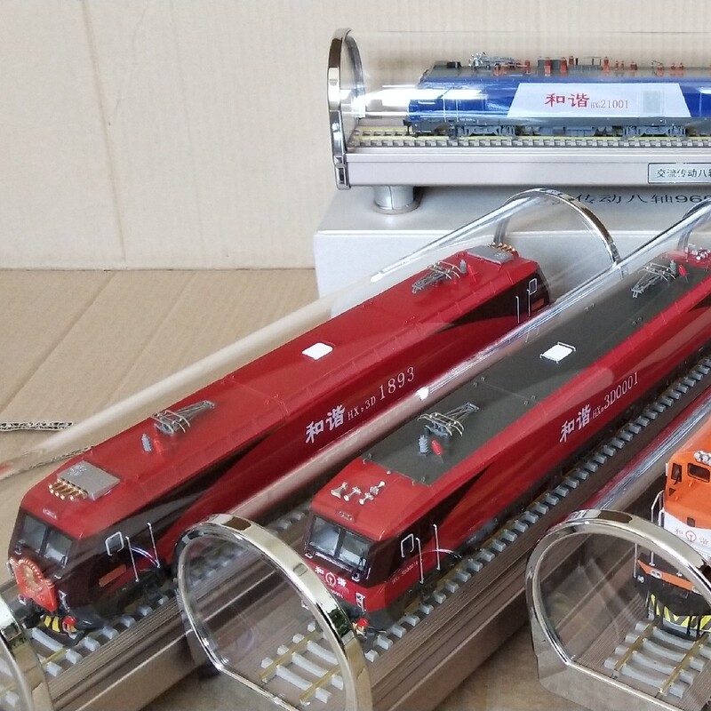 Various Harmonious Revival Electric and Internal Combustion Locomotive Models D3Dn5Bdf8Bdf7Ghx2Bhx2C Gift Ornaments