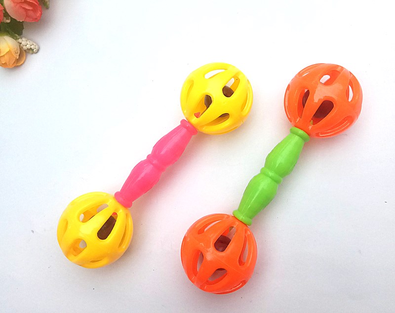 Tay em bé cầm đồ chơi thoải mái, lắc chuông, trống, 1 nhân dân tệ, 2 nhân dân tệ, hai cửa hàng, nhu yếu phẩm hàng ngày, bán buôn - Đồ chơi nhạc cụ cho trẻ em đàn piano cho bé 3 tuổi