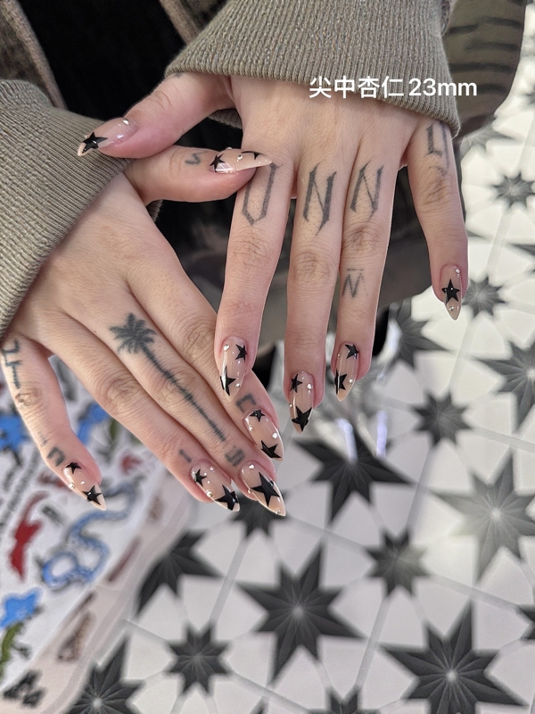 [Black Star Cool Nails] Handmade Wearable Nails, Medium-Length Manicure, High-End Style, Hot Girl ins Style, Gentle, Sweet, and Cool