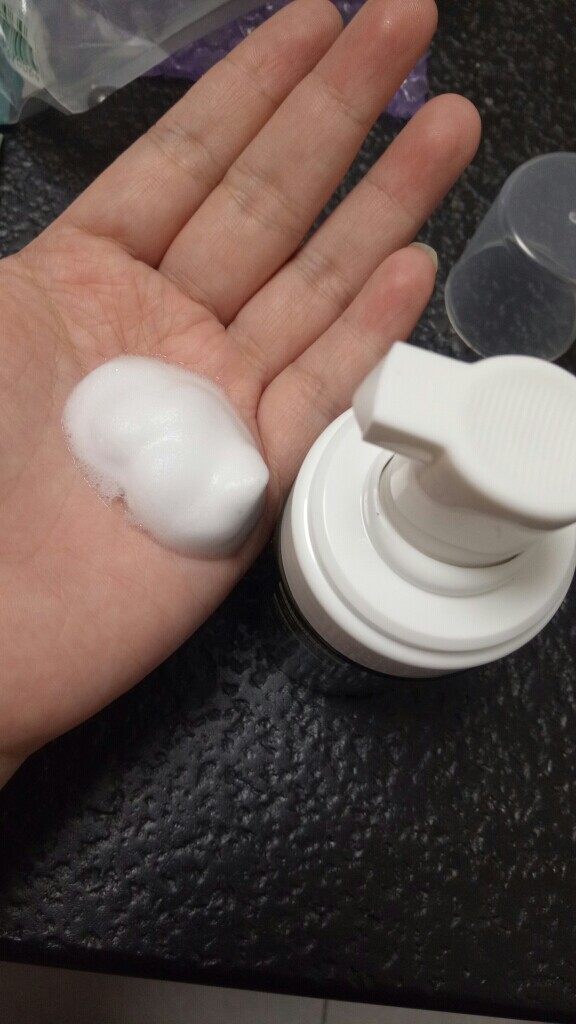 素僖氨基酸洁面泡泡洗面奶怎么样，它的使用效果如何_搜券
