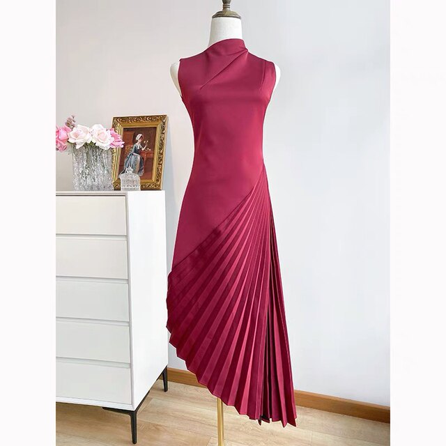 Vietnamese niche design irregular pleated skirt dress female 2023 half-high collar fashion elegant dress skirt