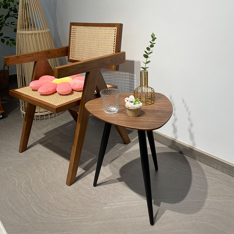 Nordic solid wood triangle round coffee table small apartment oval combination walnut side table black simple and modern