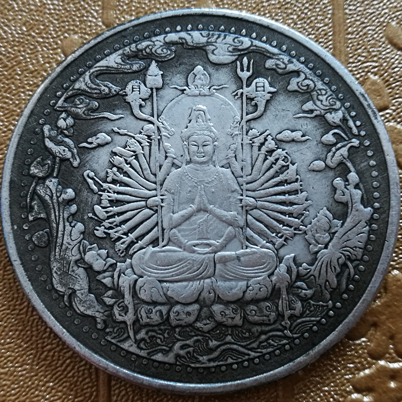 Silver dollar Silver coin collection Big head Qing Silver coin Thousand hands Guanyin Sun and Moon Guardian Silver dollar